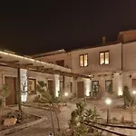 לינה וארוחת בוקר Days Cappadocia 3*